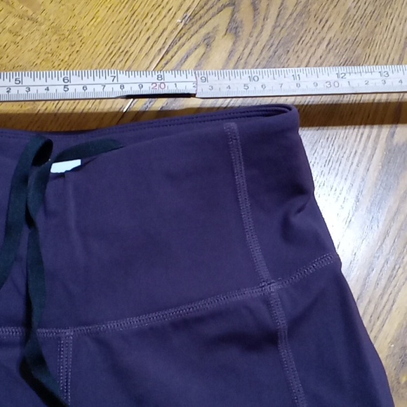 HALARA Womens Shorts Biker XS EXTRA SMALL NEW Workout Bike Cycling Maroon Yoga - Picture 2 of 4